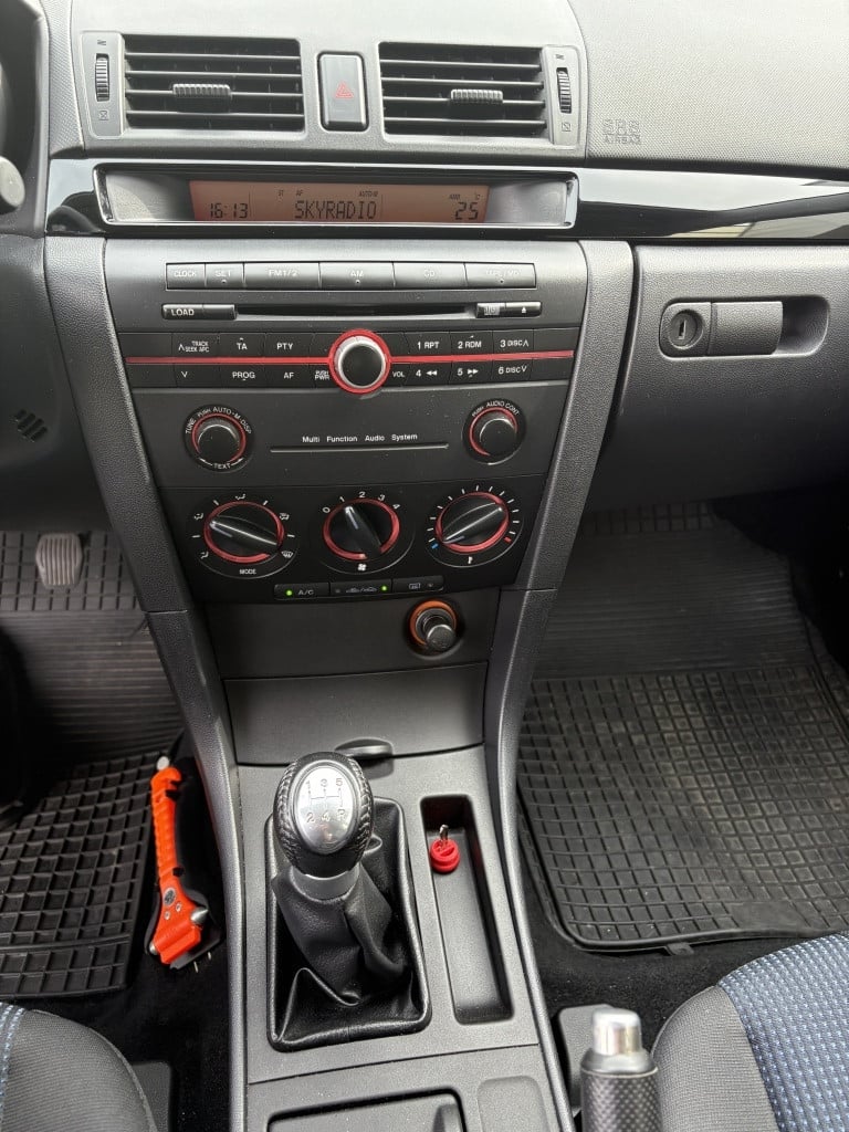Mazda 3 sport 1.4 touring trh. mooie auto!