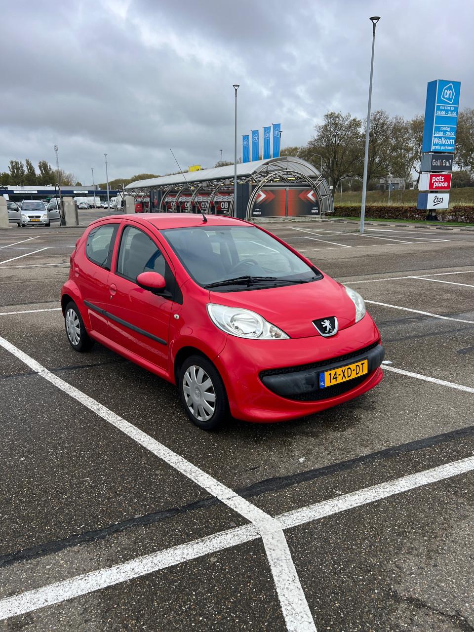 Peugeot 107 1.0 12V 5DR 2007 NIEUWE APK
