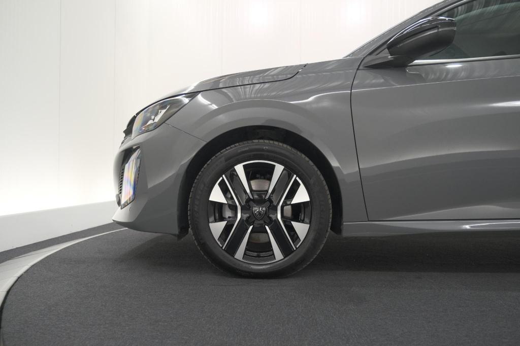 Peugeot 208 1.2 hybrid 110 e-dcs6 allure | apple carplay | parkeersensoren 