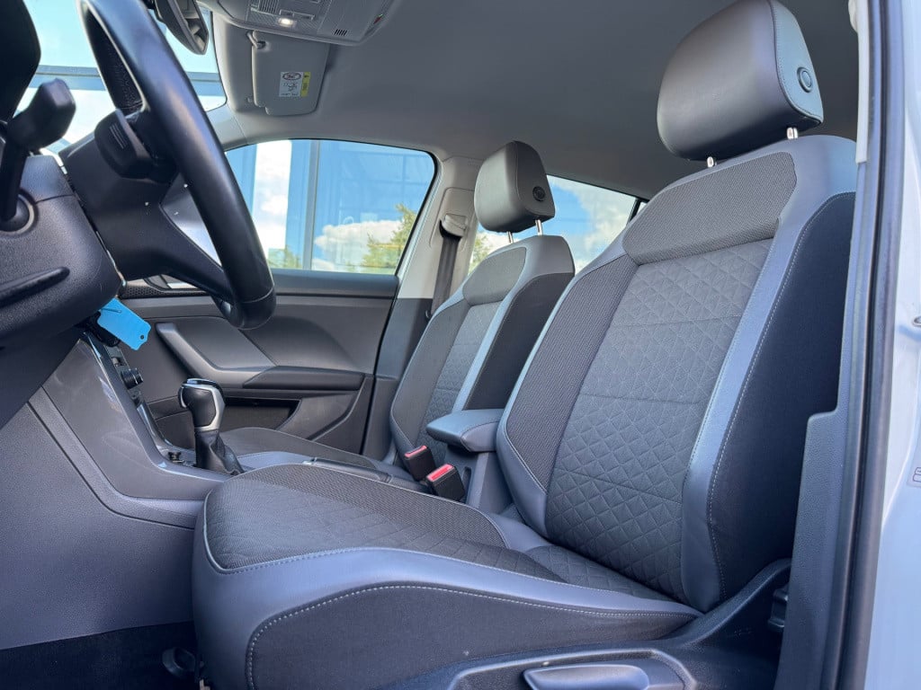Volkswagen T-cross 1.0 tsi style * virtual cockpit * stoelverwarming * clim
