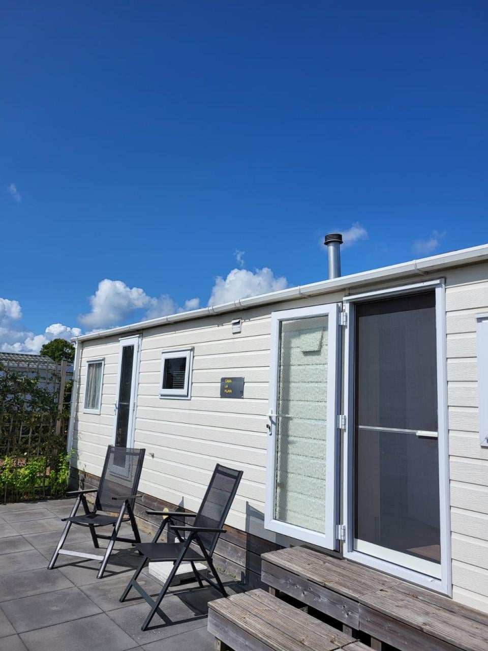 Sfeervol chalet op Camping Sine Cura Burgh Haamstede
