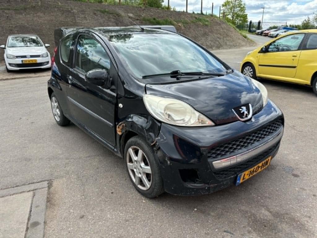 Peugeot 107 1.0-12v xr