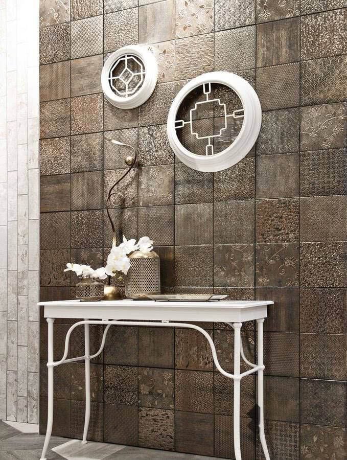 3035-187 Goudkleur decortegel, 44,2x44,2 cm, van € 78,59 per m² voor