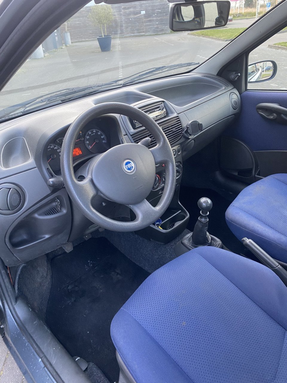 Fiat Punto 1.2 3DR 2004 Grijs | NAP