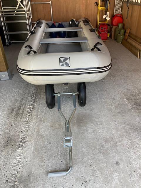 Boot Admiral 320 met Yamaha 8 Pk en Trailer