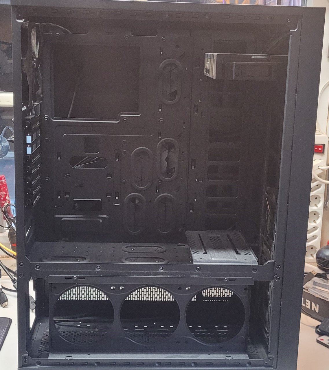 Thermaltake Core X71 Full-Tower PC Case met gehard glas
