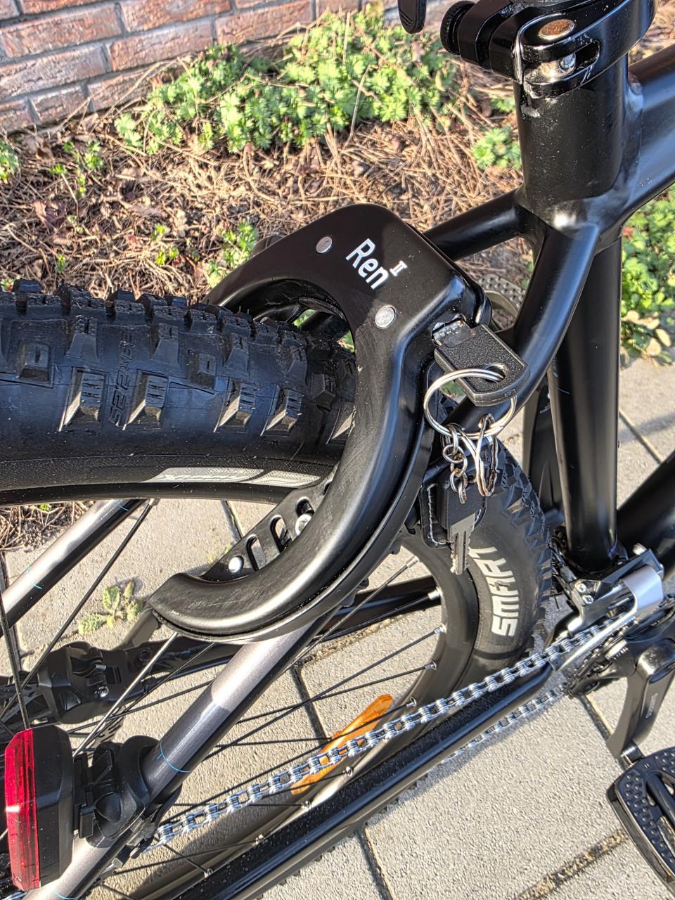 CUBE | AIM RACE | 29 INCH | FRAME 47CM | 2X8V | NETTE STAAT!