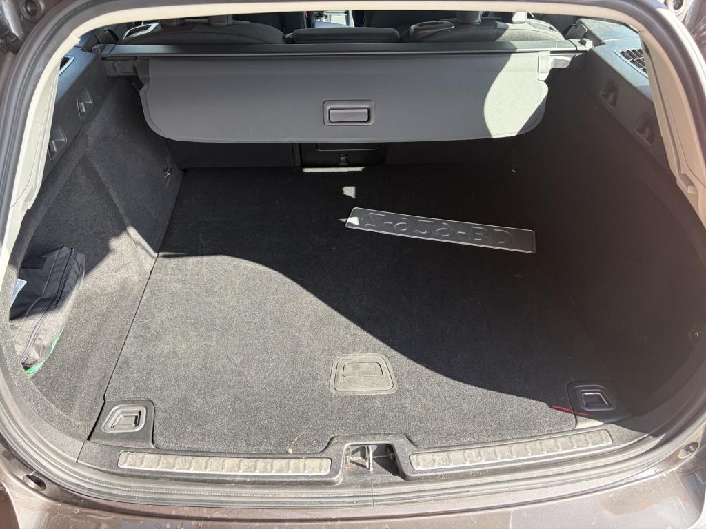 Volvo V60 2.0 b3 essential edition | trekhaak | winterpack