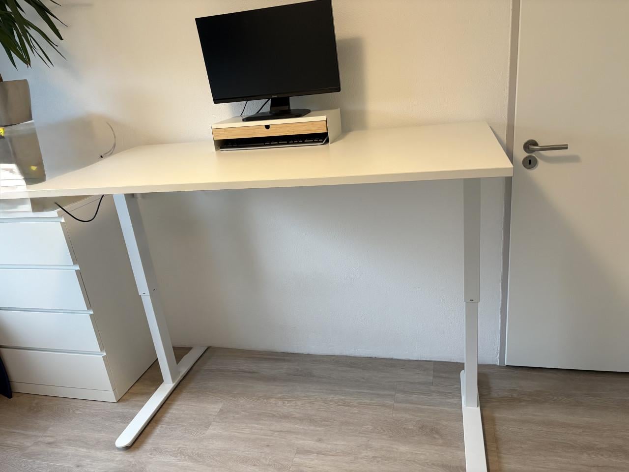 Bureau elektrisch verstelbaar