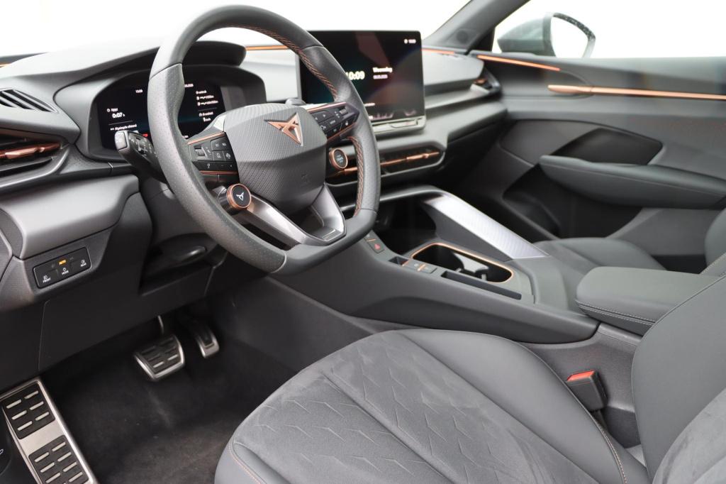 Cupra Terramar 1.5 tsi e-hybrid business 204pk dsg6