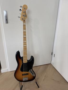 Squier Jazz Bass