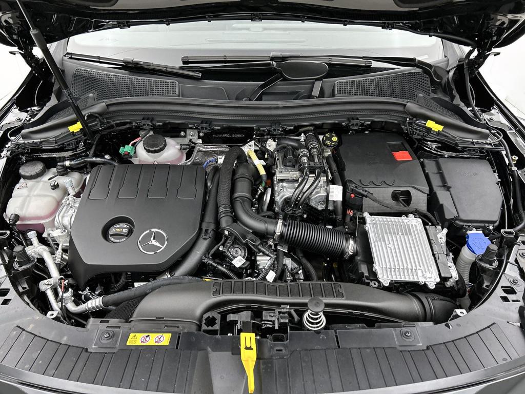 Mercedes-Benz Gla-klasse 250 e 140 year edition | plus pakket | parkeerpakk
