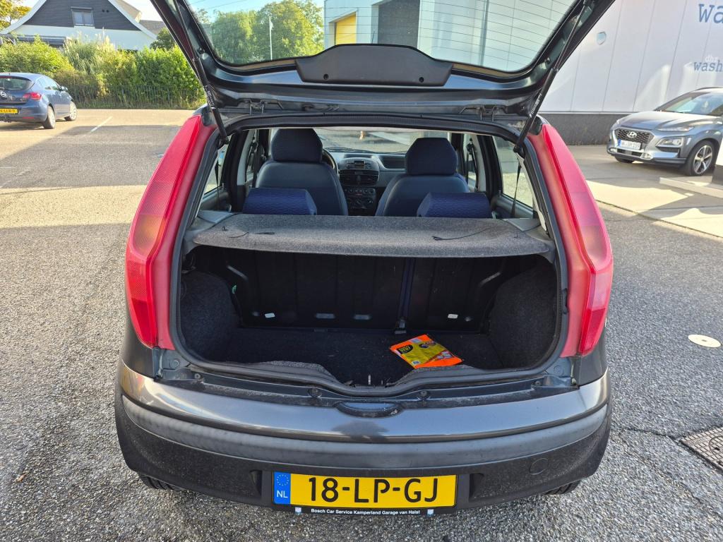 Fiat Punto 1.2-16v dynamic speedgear automaat