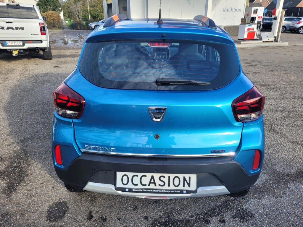 Dacia Spring comfort plus (orange pack) 27 kwh slechts 130km btw auto
