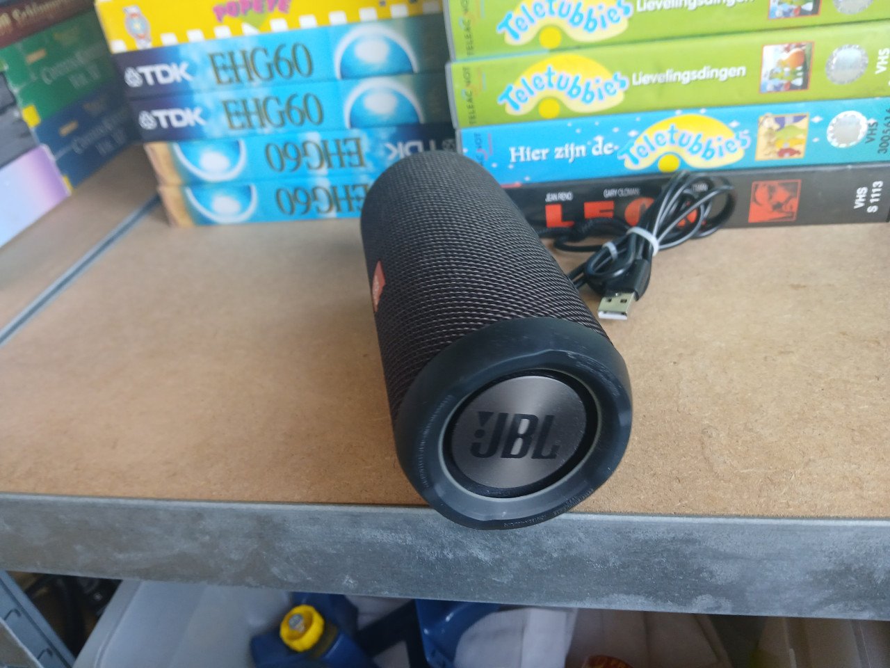 Jbl flip 3 speaker