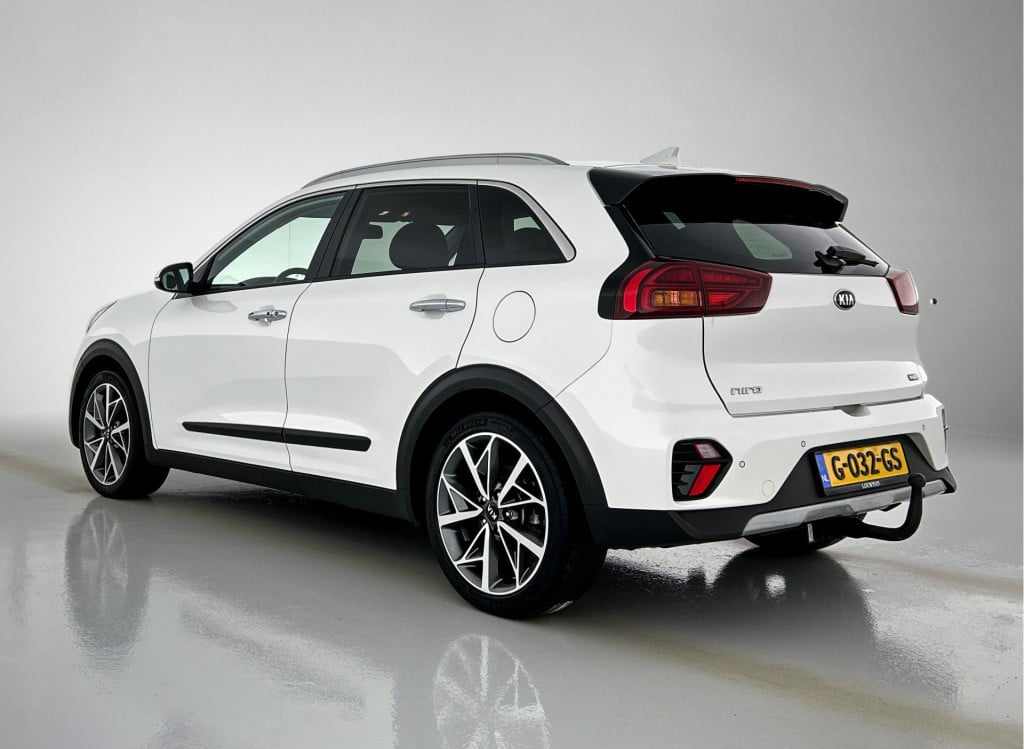 Kia Niro 1.6 gdi hybrid sportsline | trekhaak | 18 inch | half leder