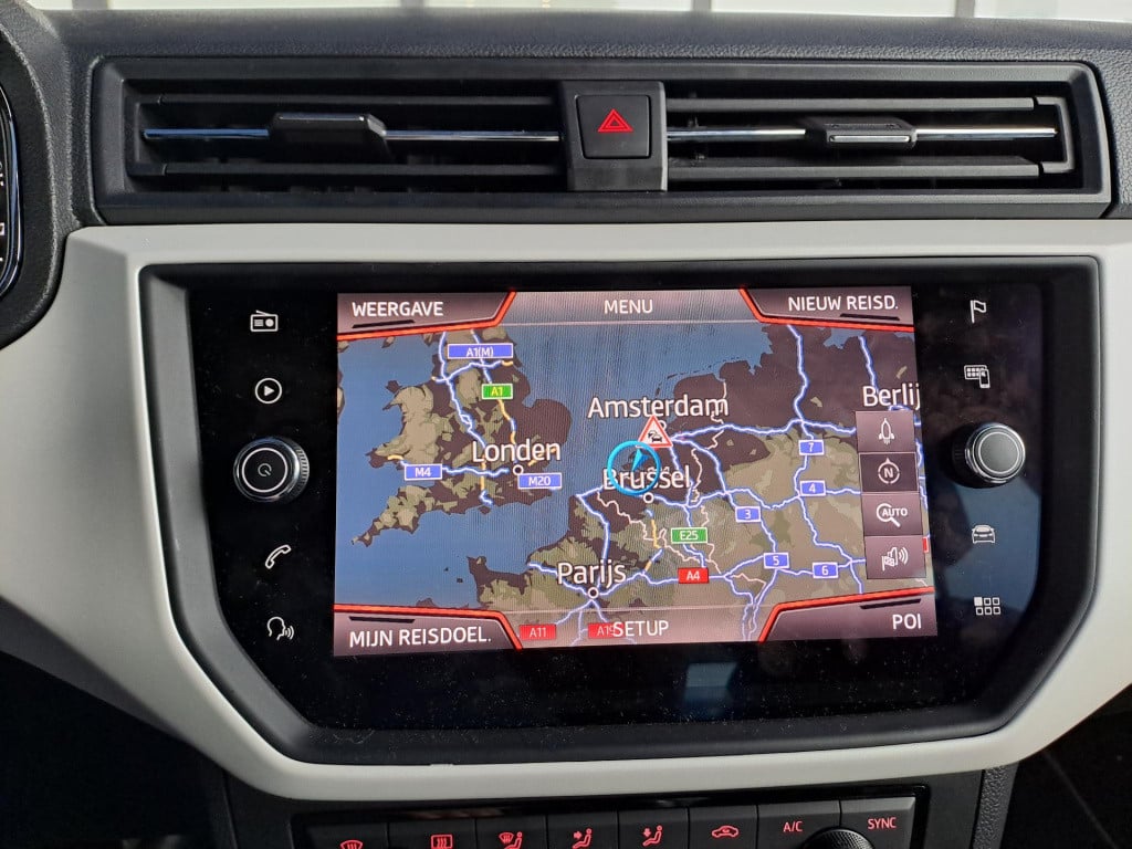 Seat Arona 1.0 tsi xcellence business intense | apple carplay & android aut