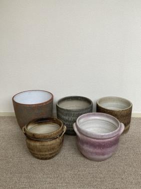 5 grote handgevormde bloempotten