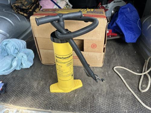 Luchtpomp voor opblaasbare spullen