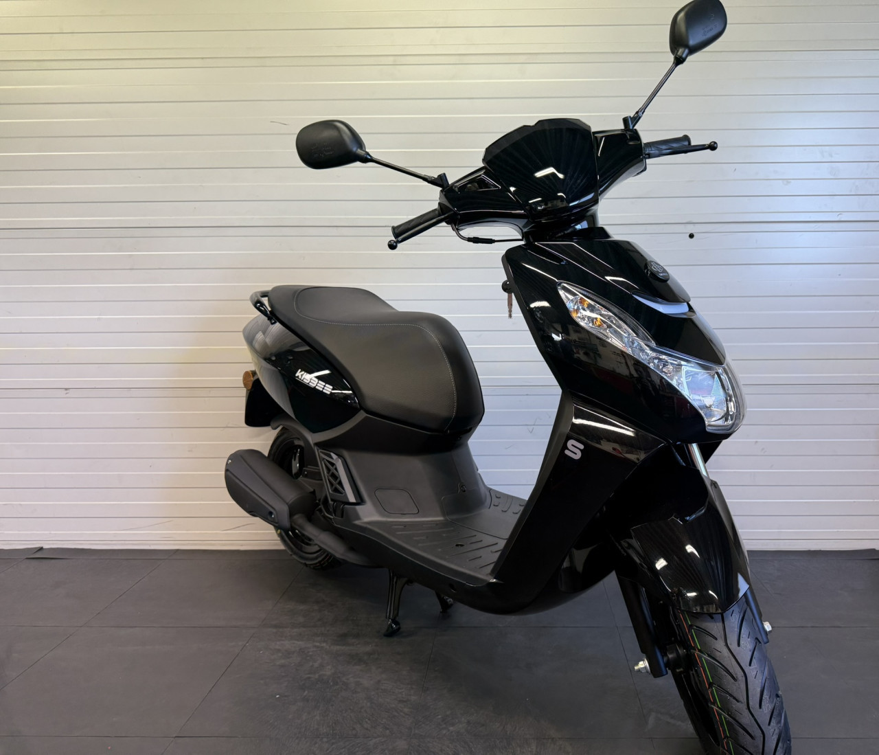 Peugeot Kisbee 45km, nu weer uit voorraad leverbaar!