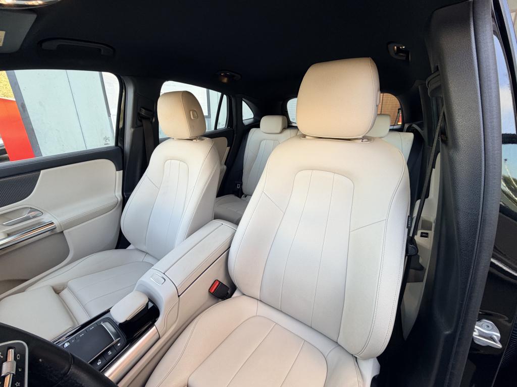 Mercedes-Benz Gla-klasse 200 business solution luxury