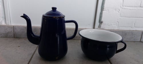 Tuin kobaltblauw emaile kannetje en pot