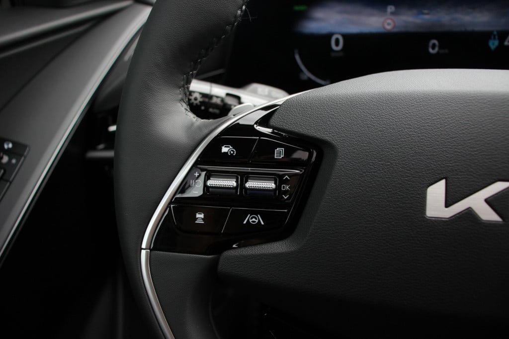 Kia Niro Ev executiveline 64.8kwh | schuifdak | warmtepomp