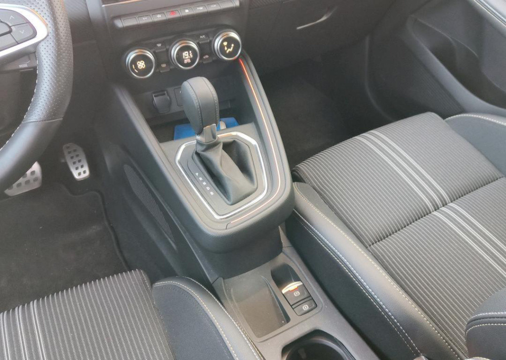 Renault Clio 1.6 e-tech hybrid 145 e-tech engineered