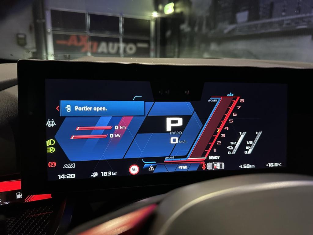 BMW M5 5-serie *limousine v8 m hybrid*carbon extr*b&w*alcantarahemel*nl-aut