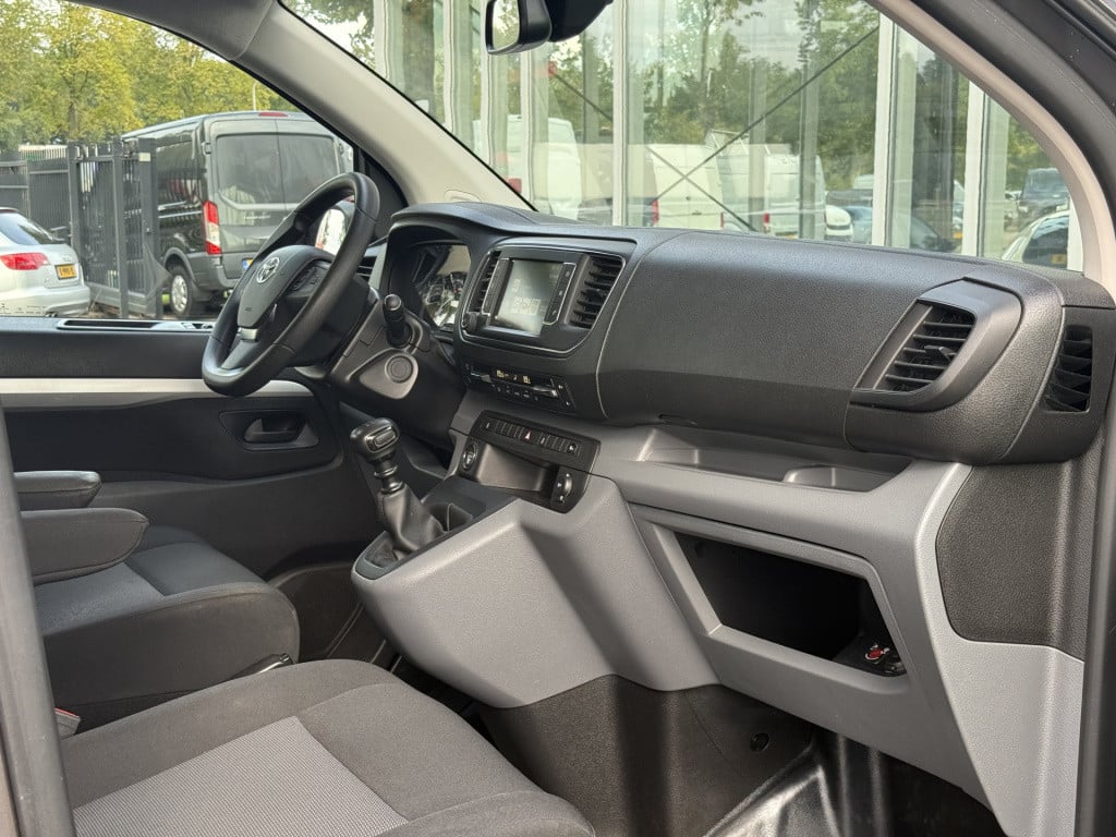 Toyota Proace worker 2.0 d-4d professional long dc | nl-auto | 2x schuifd. 