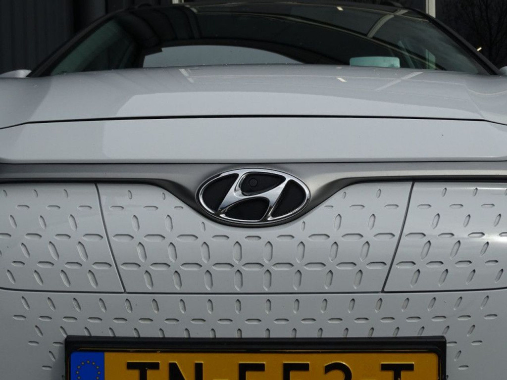 Hyundai Kona ev premium 64 kwh led | stoelkoeling | hud