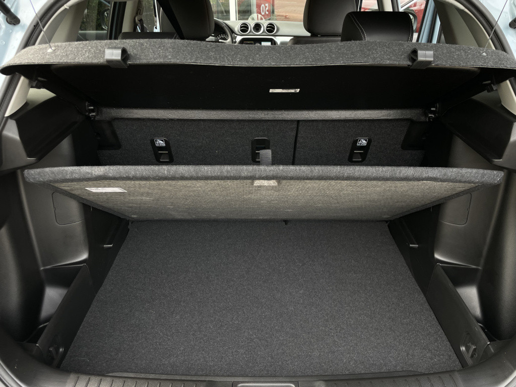 Suzuki Vitara 1.4 boosterjet style smart hybrid