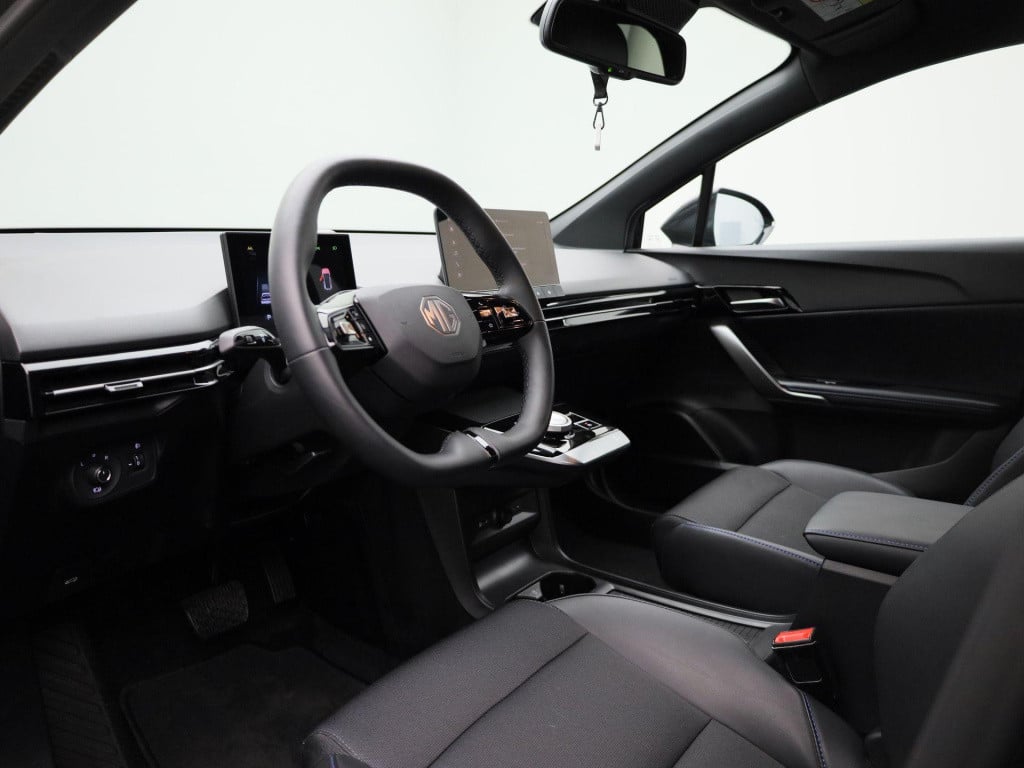 MG Mg4 64 kwh luxury