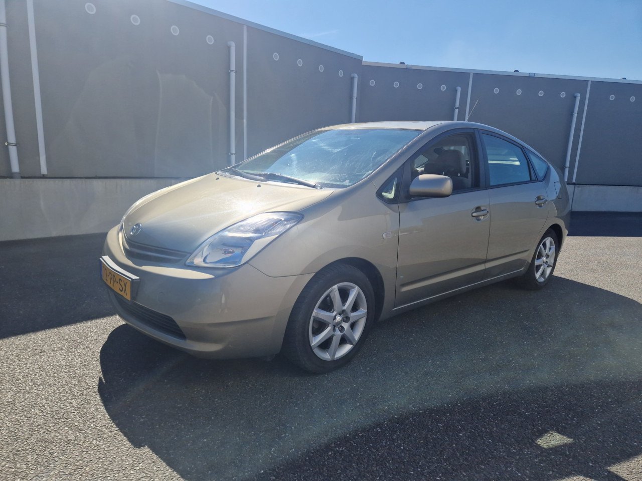 Toyota Prius 1.5 VVT-i