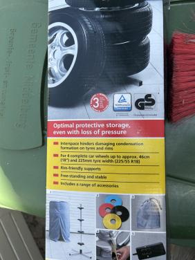 TYRE STAND