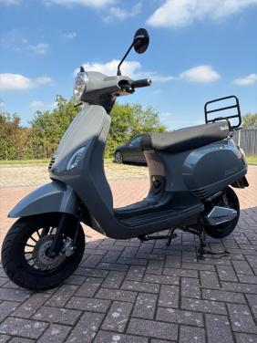 Berini scooter - grijs, elektrisch