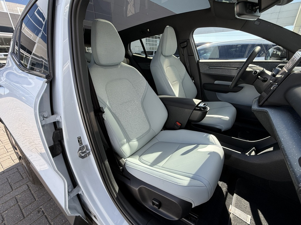 Volvo Ex30 twin motor 428pk awd ultra| nieuw € 56.213 | panodak| adap.cru