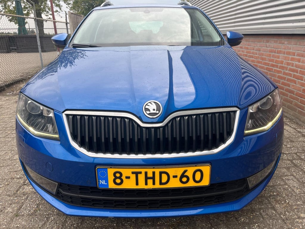 Skoda Octavia combi 1.2 tsi greentech elegance businessline | orig nl. | de