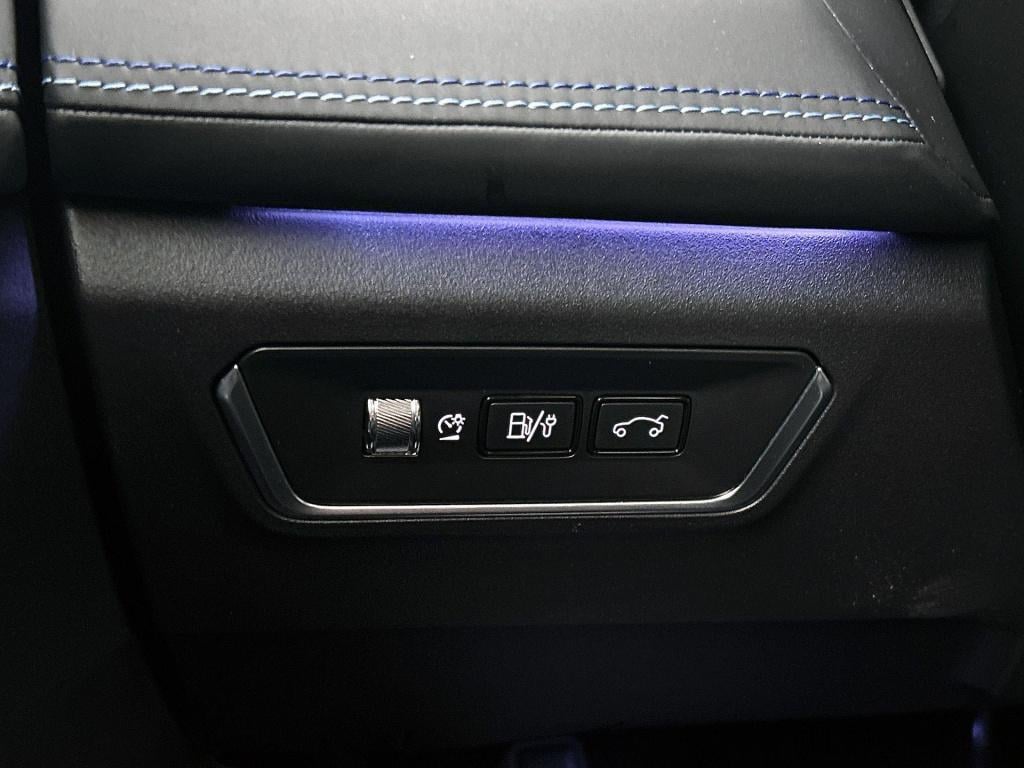 Lynk & Co 01 1.5 | automaat | navigatie | panoramadak | memory seat | infin
