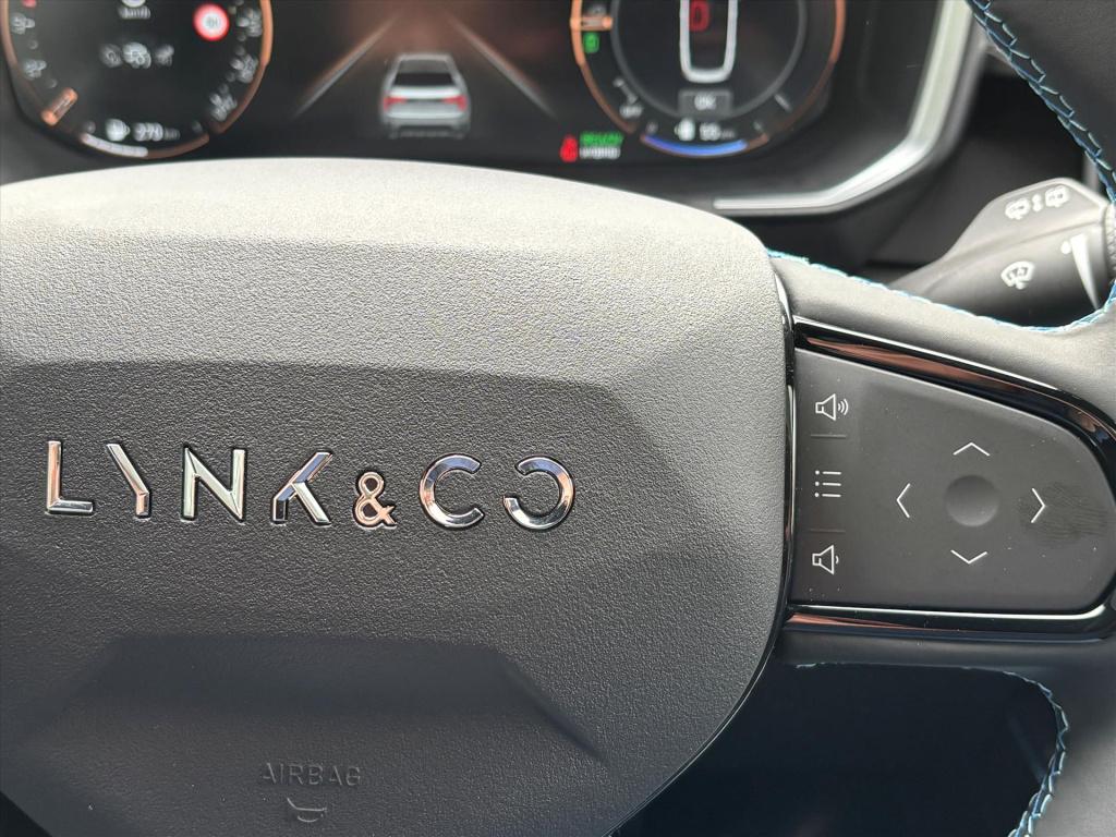 Lynk & Co 01 1.5td 261pk phev 7dcth|schuifdak| 360 gr camera|carplay|navi| 