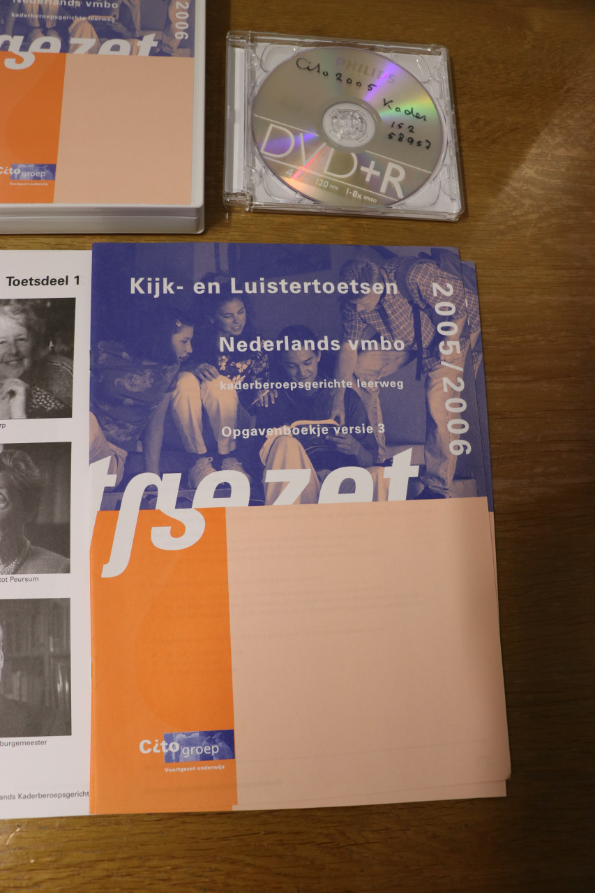 Kijk- en luistertoets Nederland Kaderberoepsgerichte leerweg 2005/2006