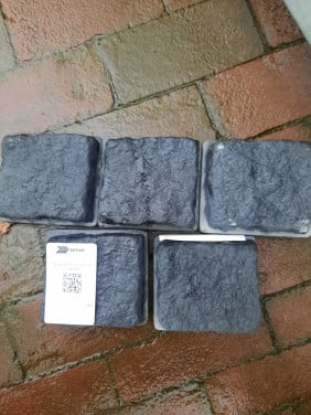 Partij van 4,75 m2 Granitio 11/12/13x11x6 Basalt