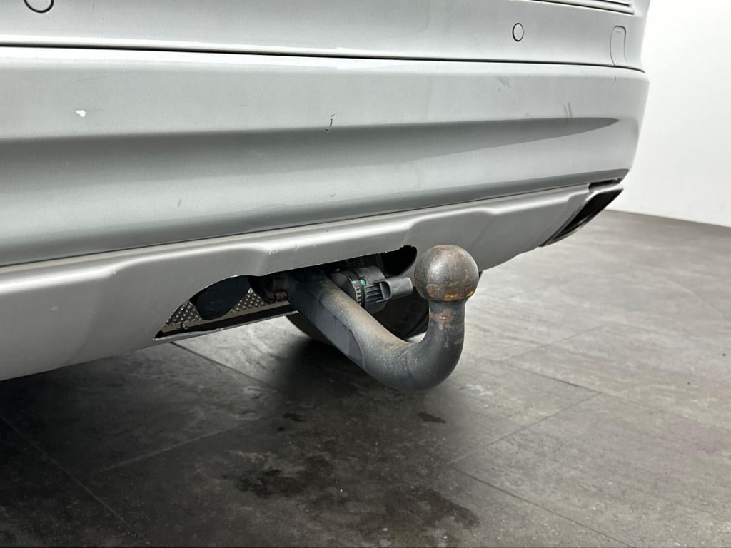 Volvo XC60 t5 gt polar+ | parkeerverwarming op brandstof | schuifdak