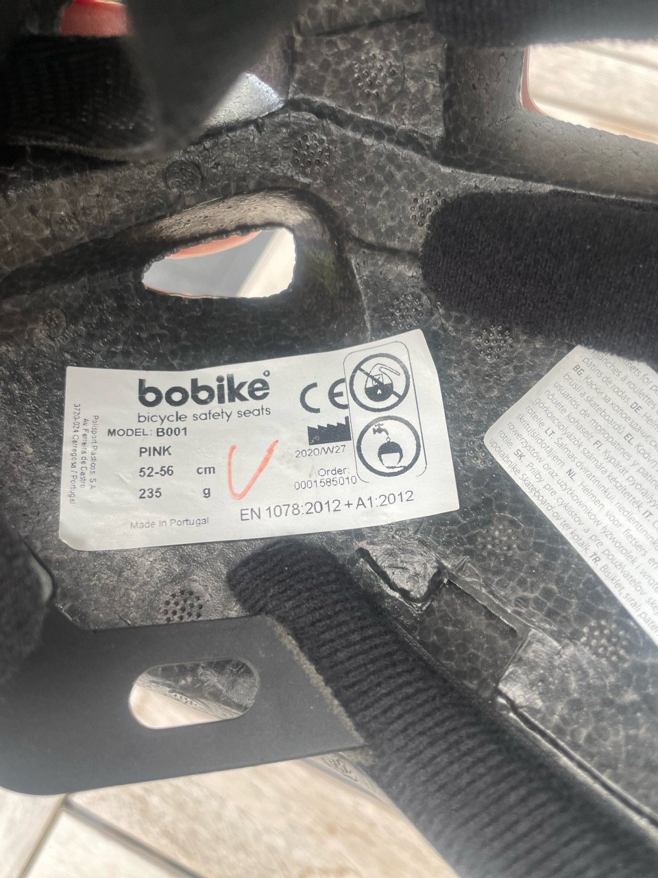 Bobike kinderstoel achterop met helm