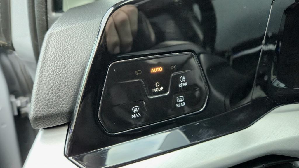 Volkswagen Golf 1.0 etsi life | hybride | keyless | led | automaat | clima 