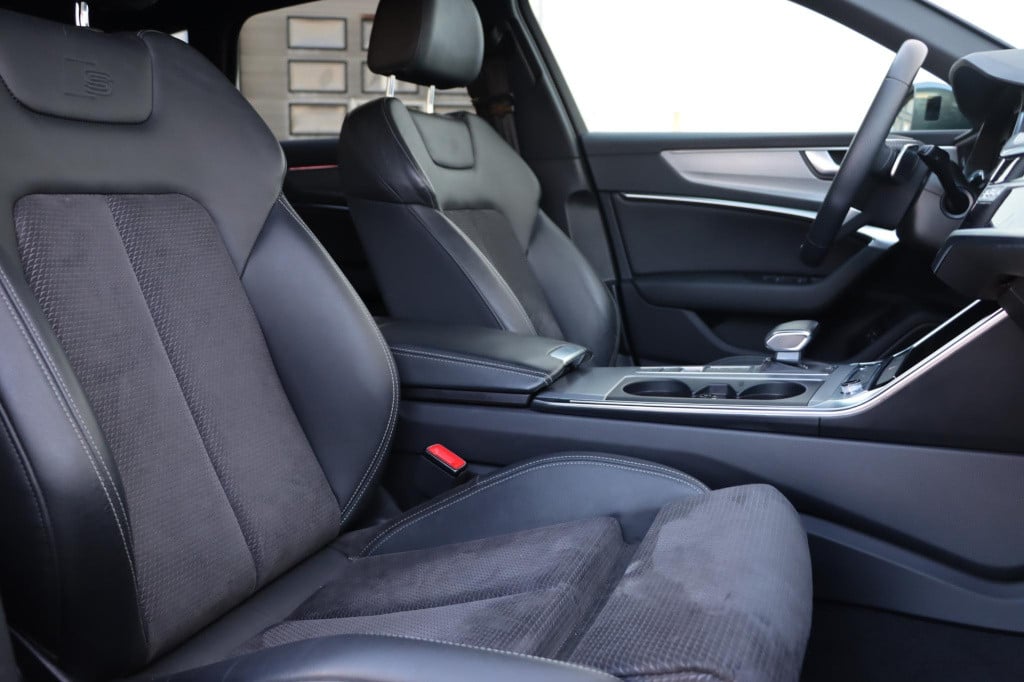 Audi A6 avant 50 tfsi e quattro s edition competition 300pk s-tronic