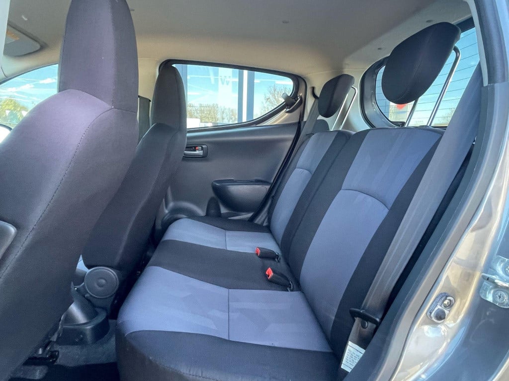 Suzuki Alto 1.0 exclusive easss