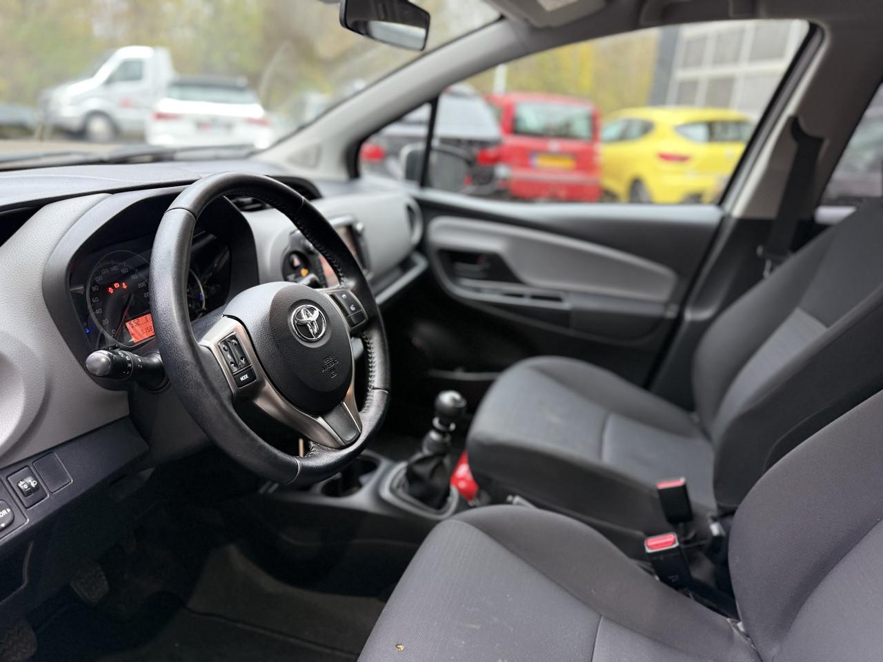 Toyota Yaris 1.3 VVTI 2016 BENZINE|AIRCO|APK