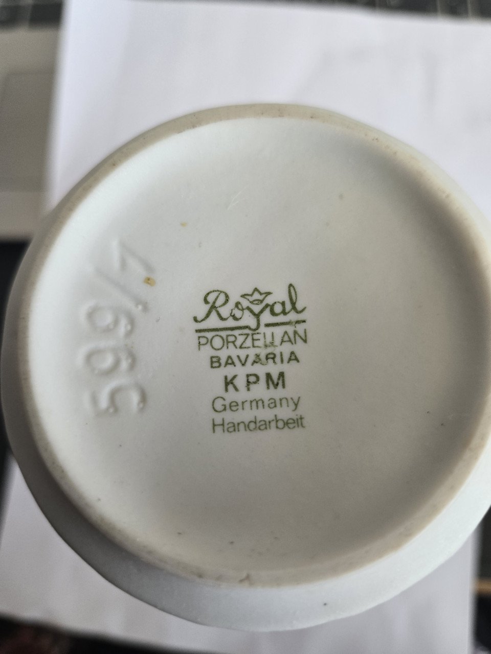 Vaas porselein biscuit Royal Porzelain Bavaria KPM 599/1