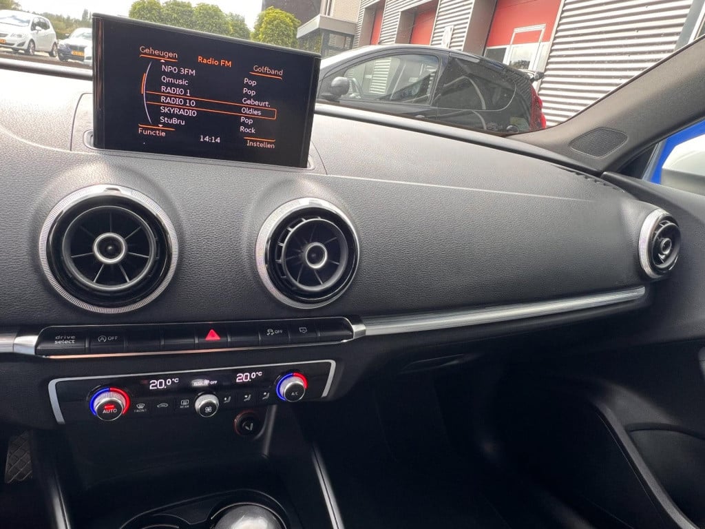 Audi A3 limousine 1.4 tfsi cod ambition pro line plus automaat, navi enz...